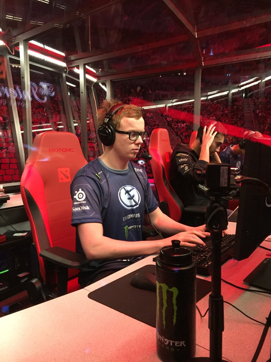 EG TI6 Main Event