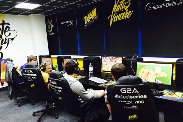 natus vincere team house