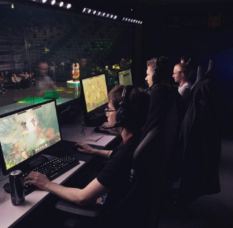 Dota 2 Team Secret DotaPit LAN